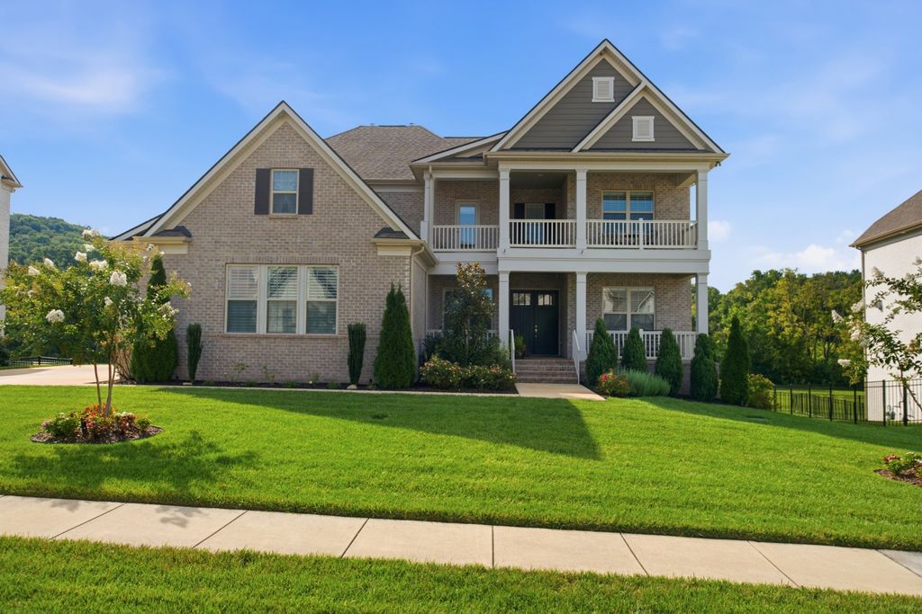 3170 Chase Point Dr, Franklin