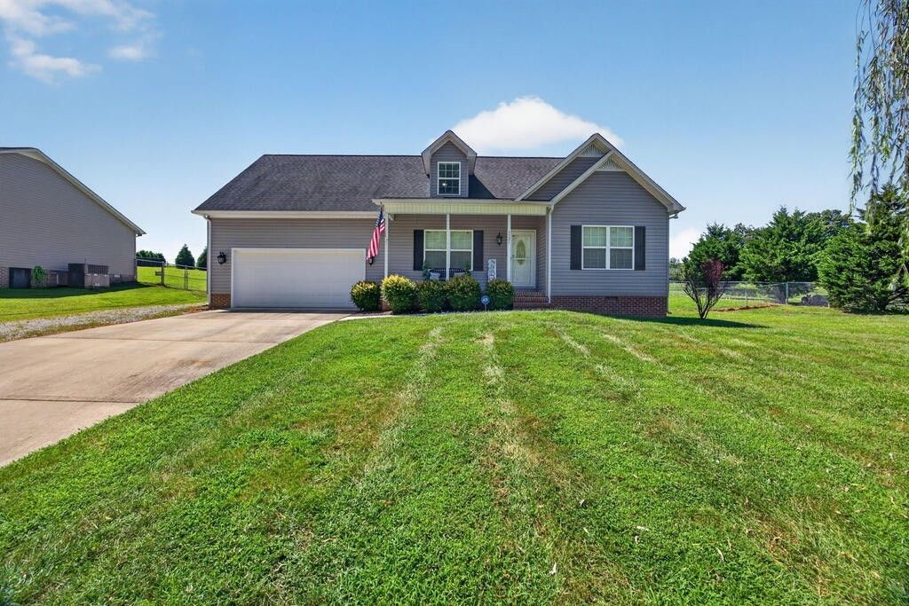 1521 Bay View Dr, Cookeville
