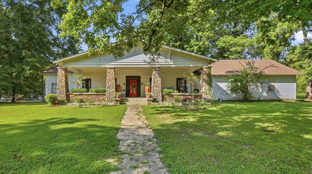 1190 Old Dixie Hwy, South Pittsburg