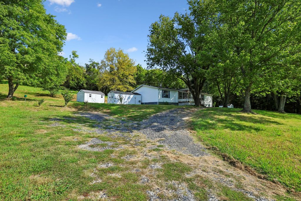 54 Bailey Rd, Watertown