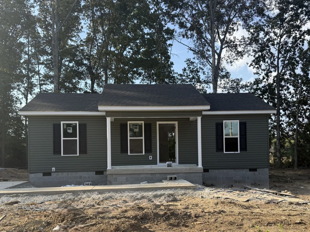 529 Highland Ln, Tullahoma
