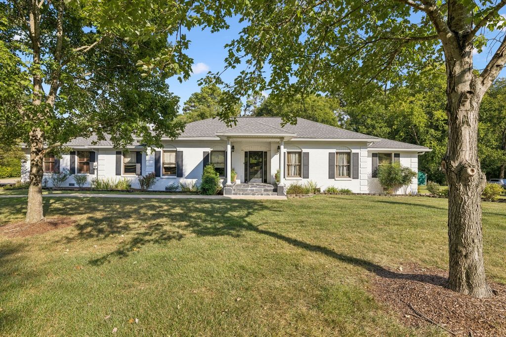 1505 Timberwood Dr, Columbia