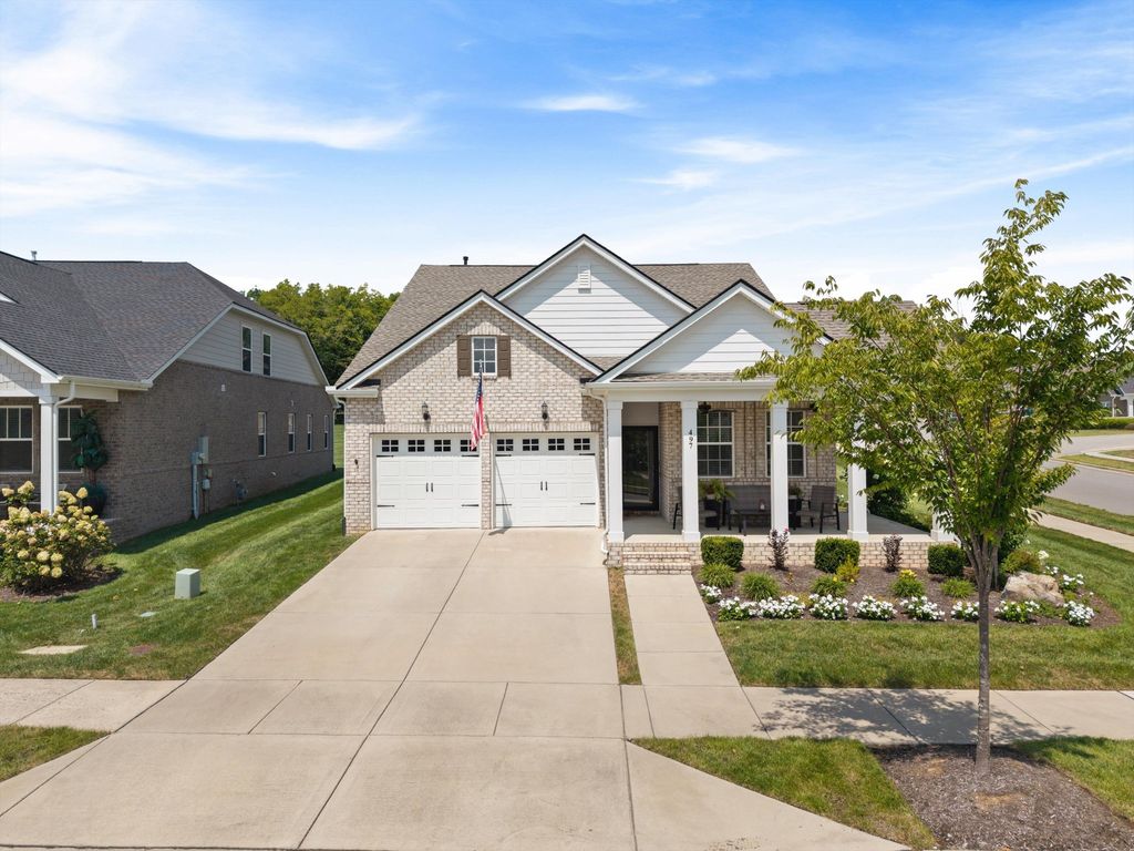 497 Golden Meadow Ln, Hendersonville