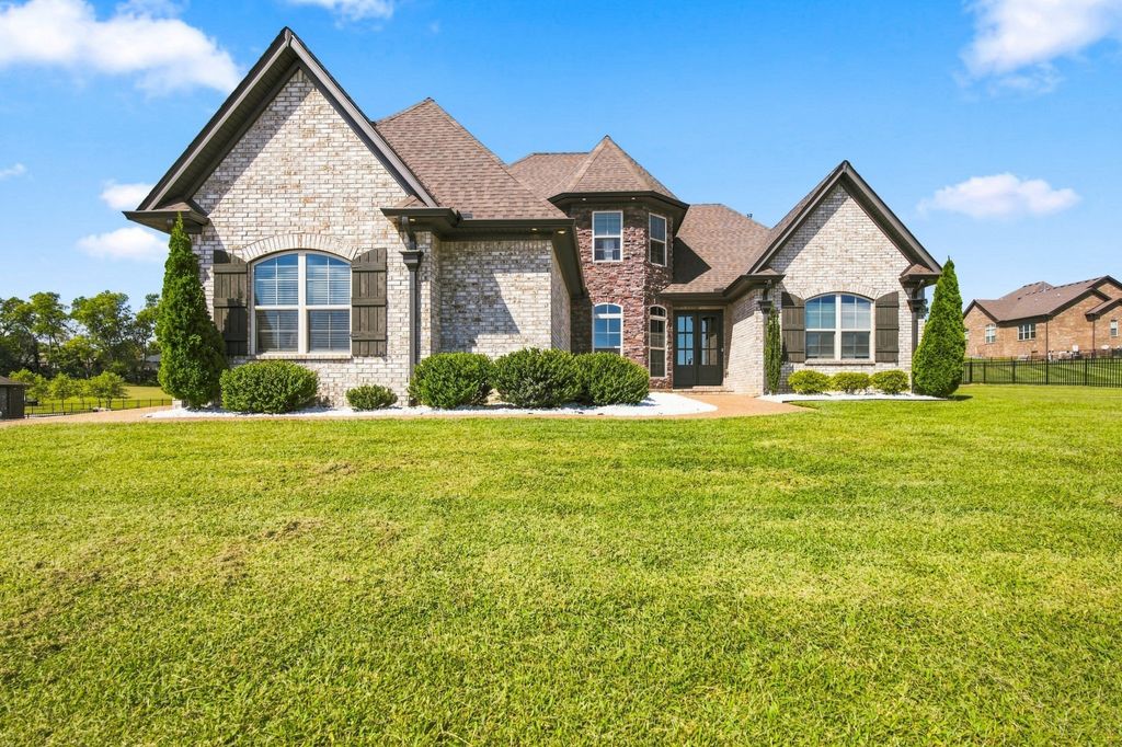 94 Mulberry Grv, Gallatin