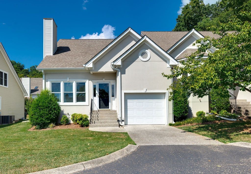 110 Hicks Rd, Nashville