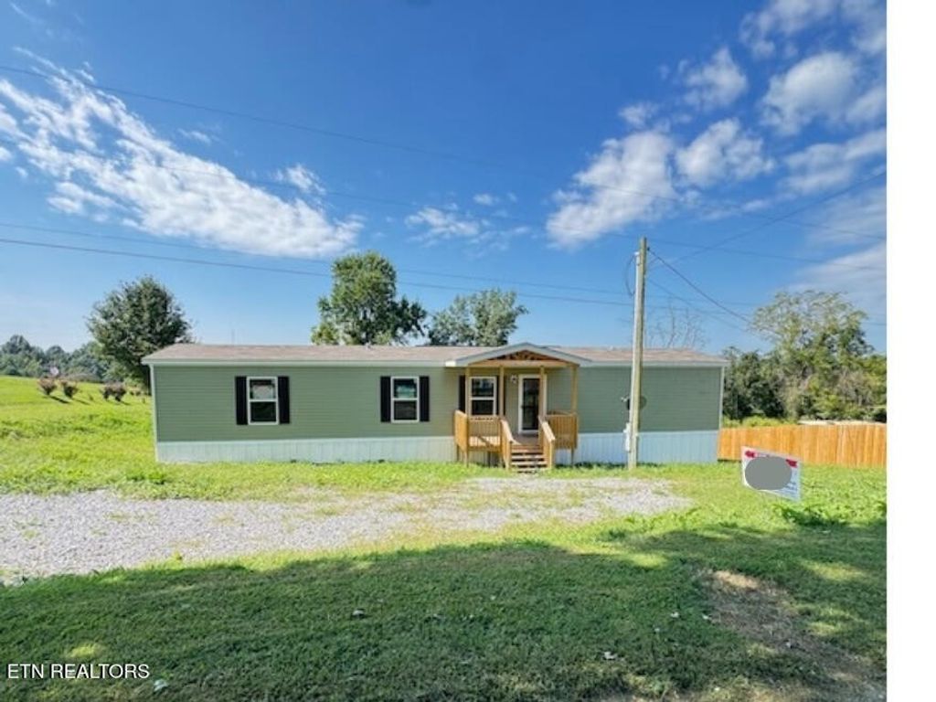 153 Adams Lane, Tazewell