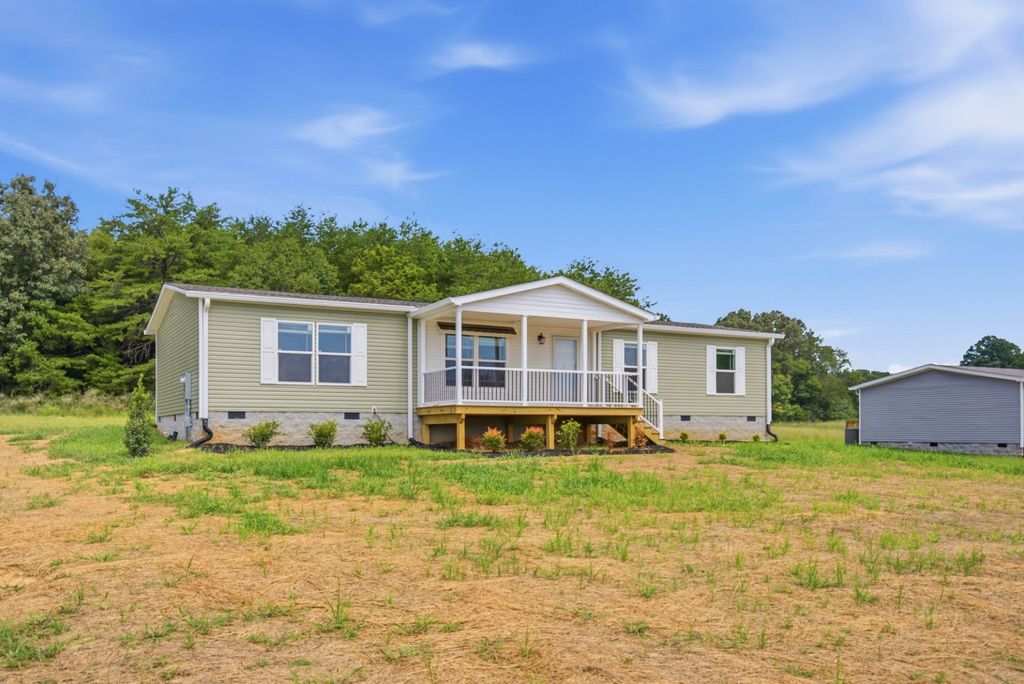 325 County Road 784a, Etowah