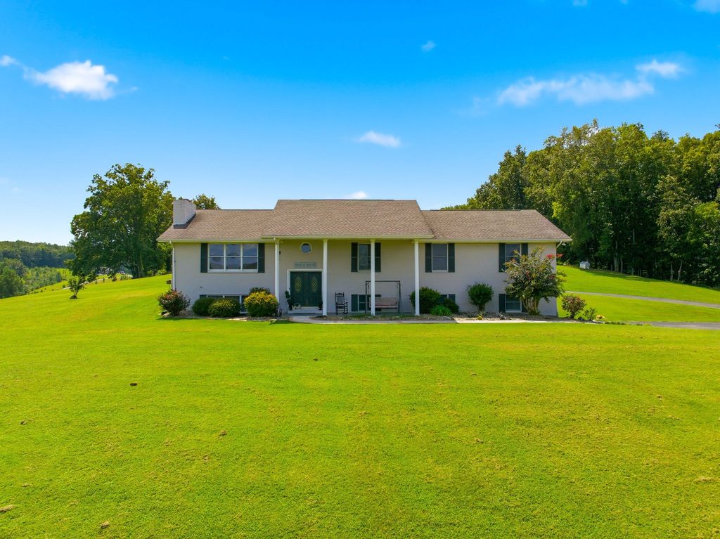 482 Brickell Ridge Rd, Decatur