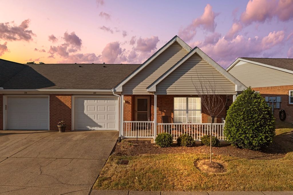 20 Holland Park Ln, Franklin