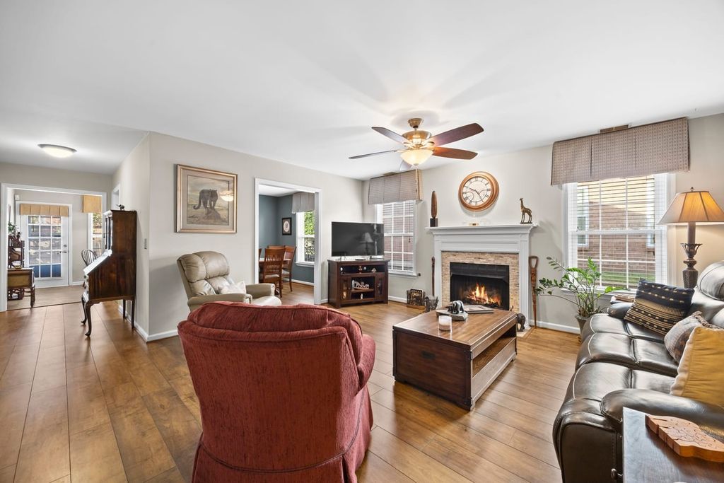 20 Holland Park Ln, Franklin