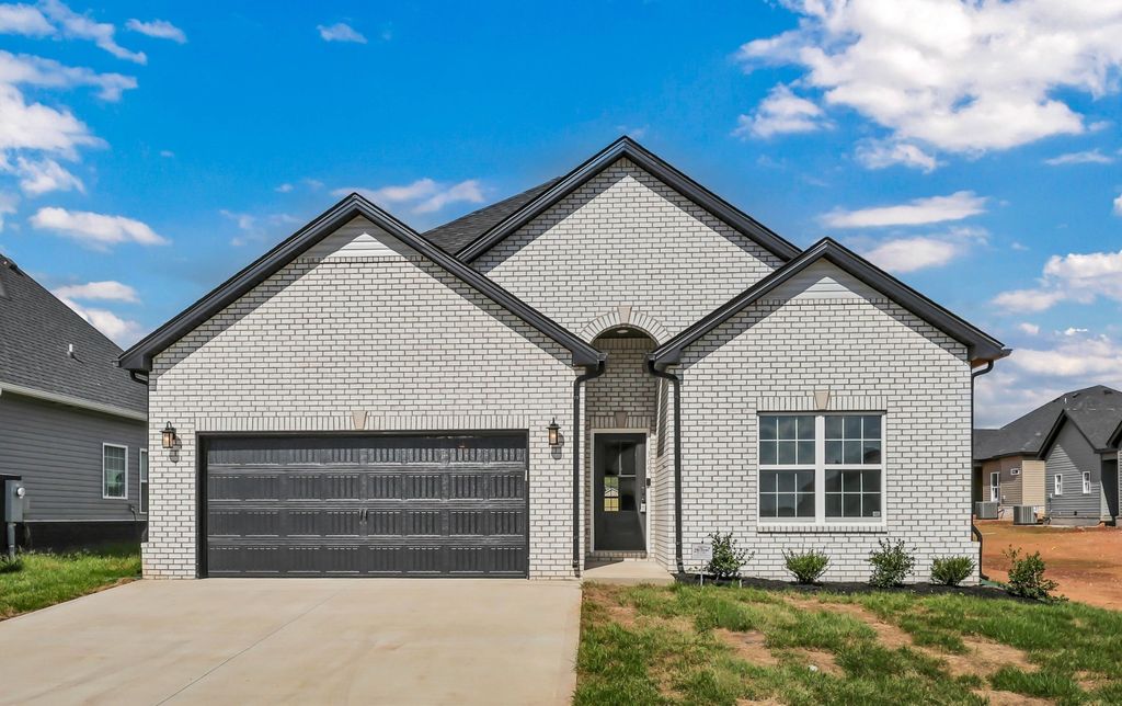 479 Kildeer Dr, Clarksville
