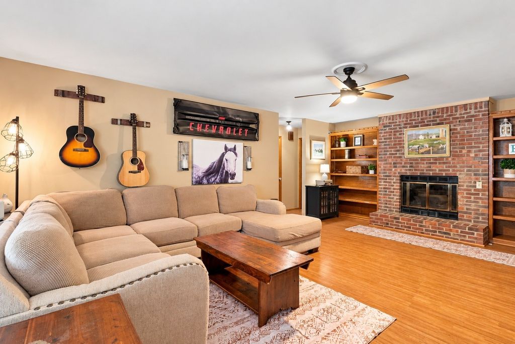 356 View Ridge Dr, Goodlettsville