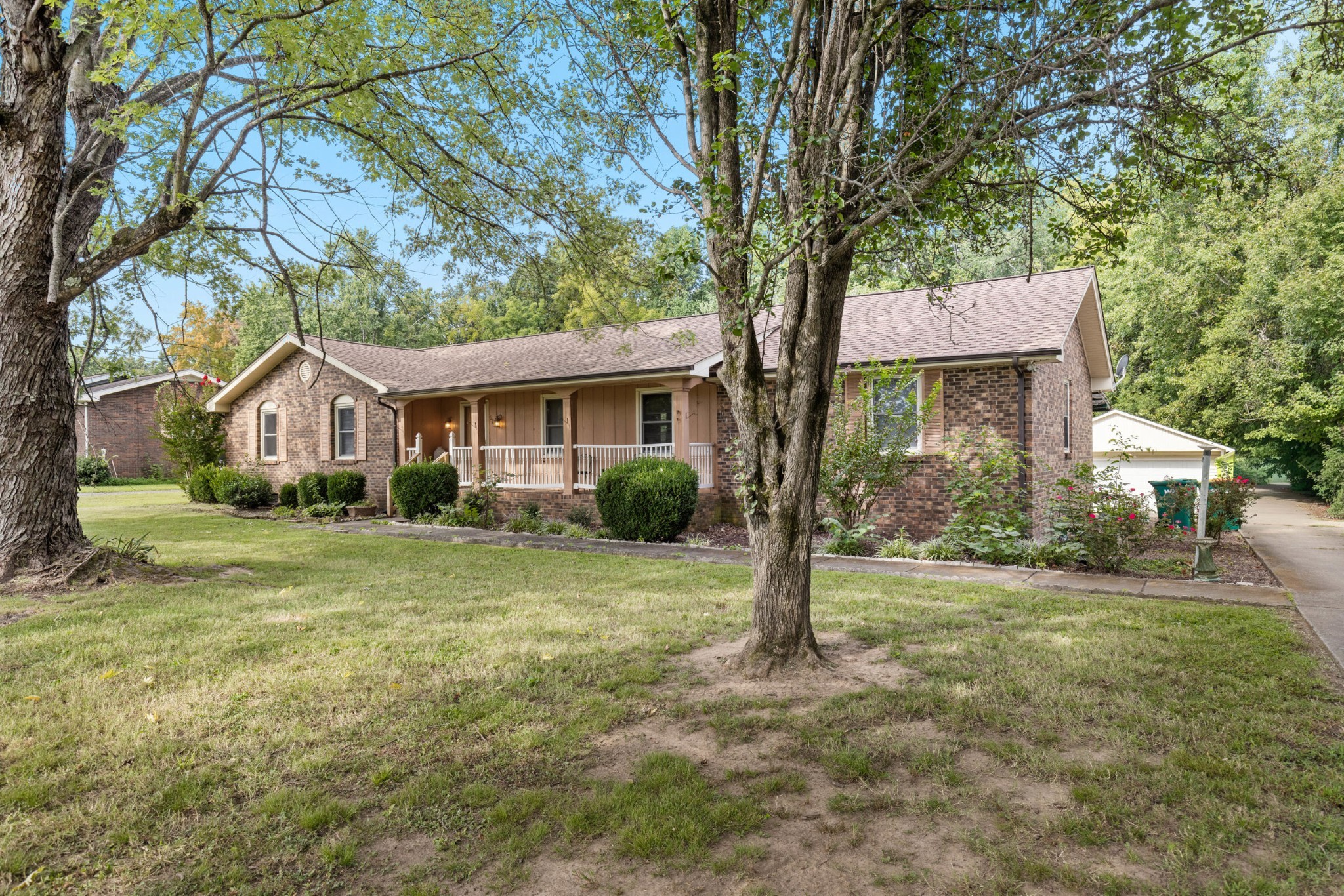 Photo of Listing #3529311