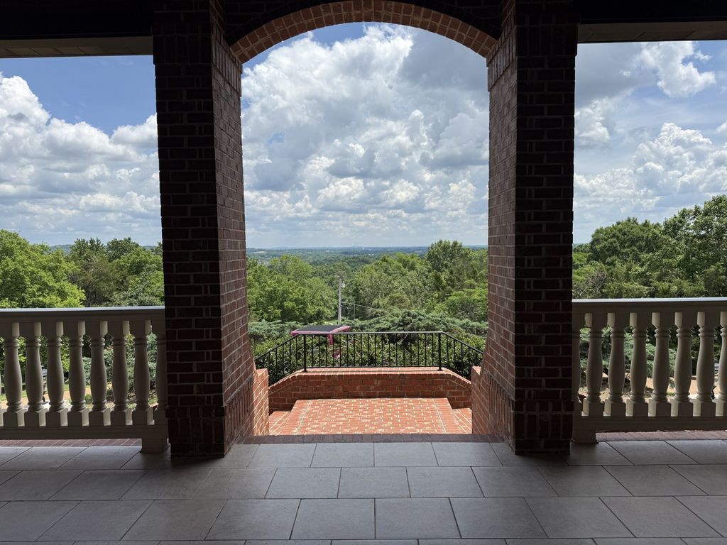 106b Timber Hills Rd, Hendersonville