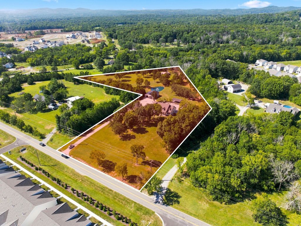 8155 Rocky Fork Almaville Rd, Smyrna