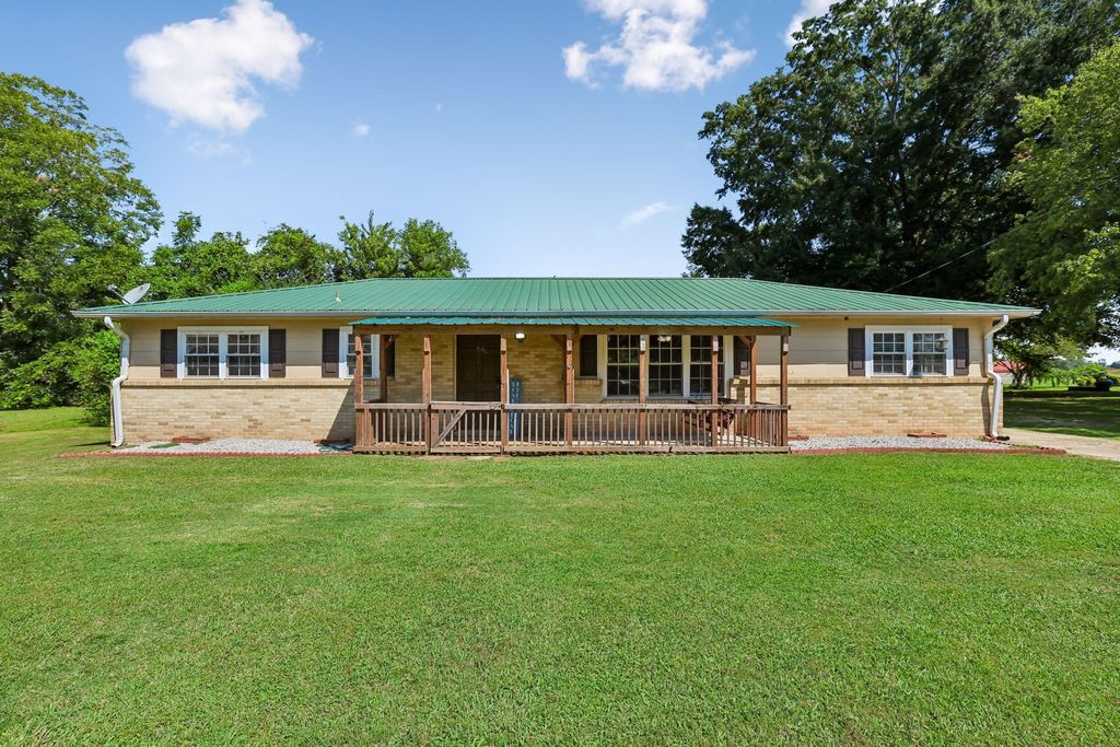 101 Dallas St, Huntland