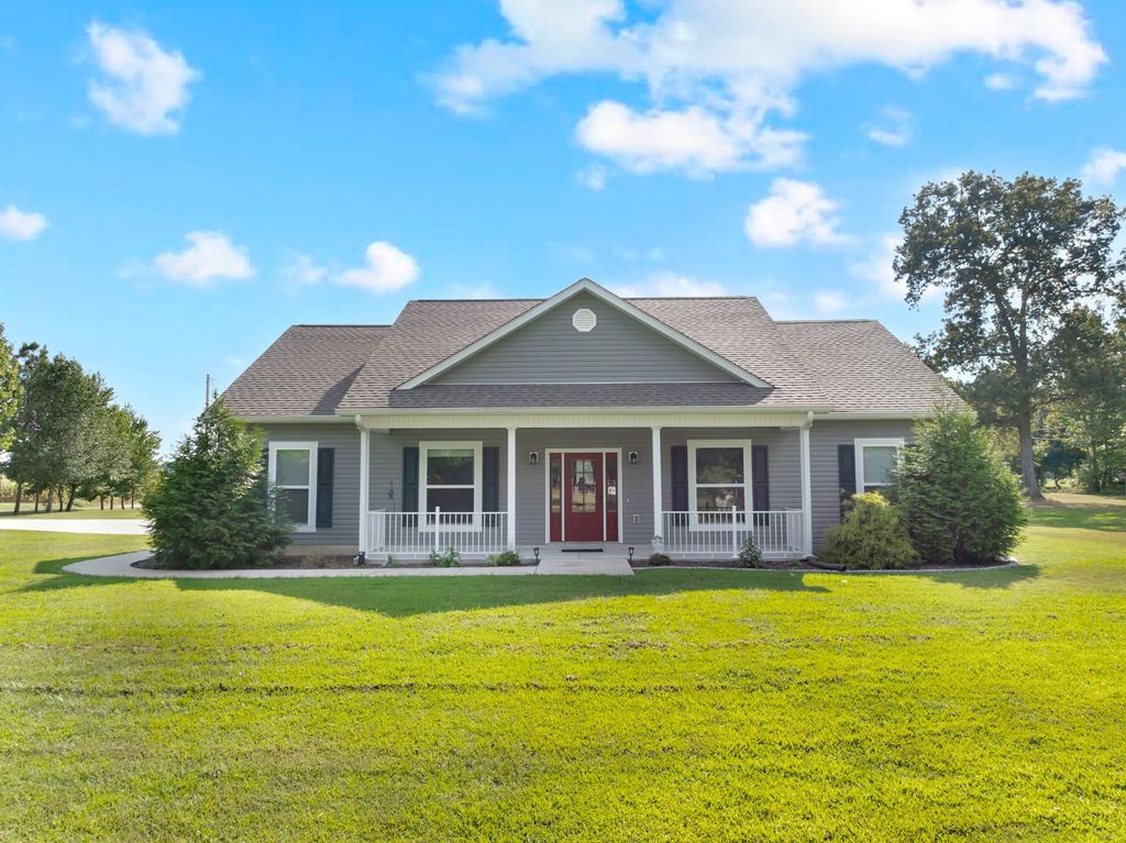 1571 Raysville Rd, Tullahoma