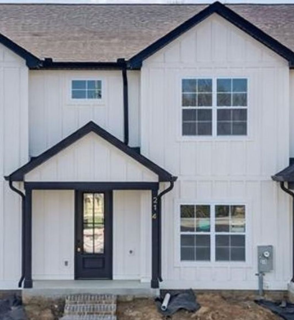 214 W Jere Whitson Rd, Cookeville