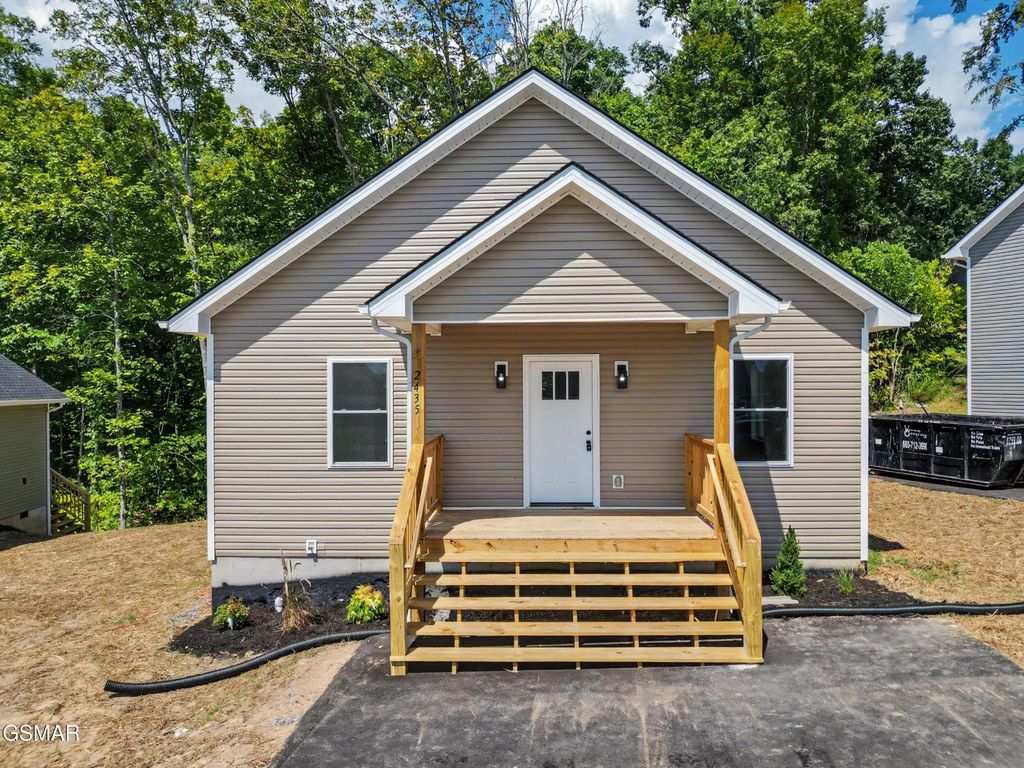 2435 Scenic Mountain Drive, Sevierville