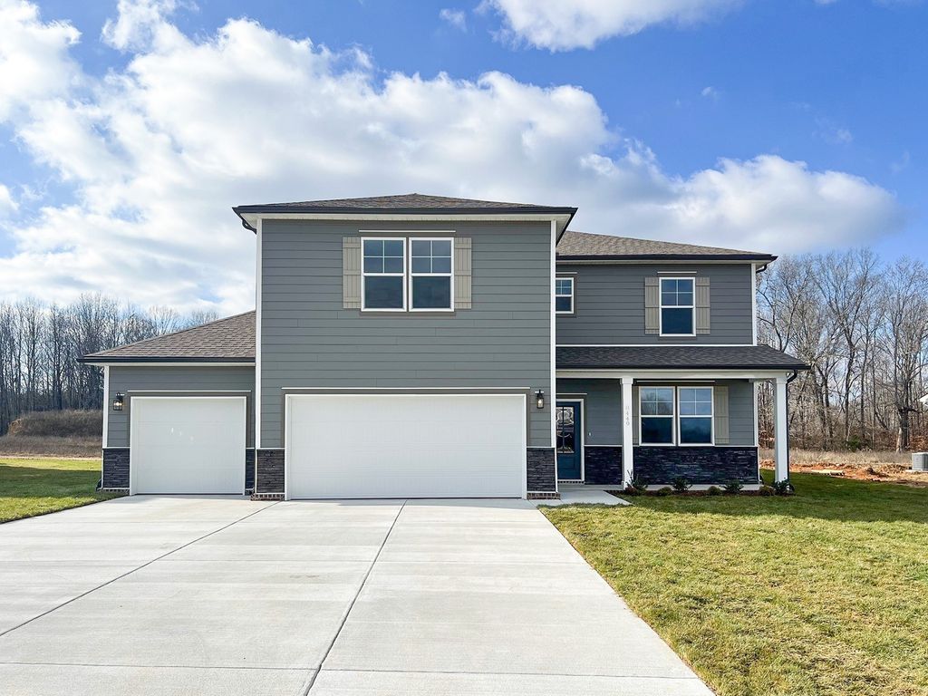 831 Averitt Lane, Lebanon