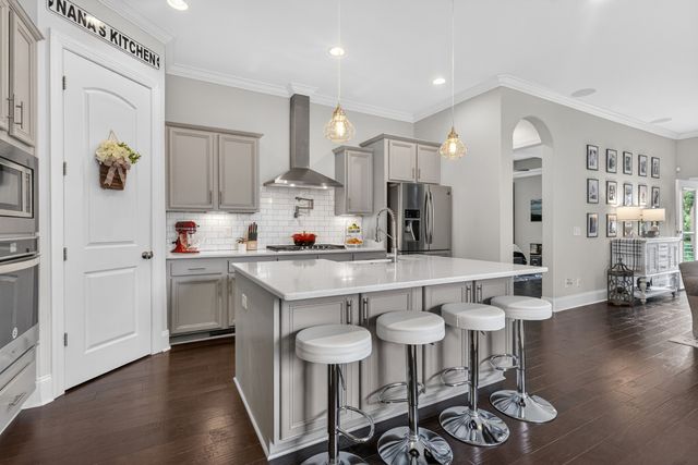 125 Ervin St, Hendersonville
