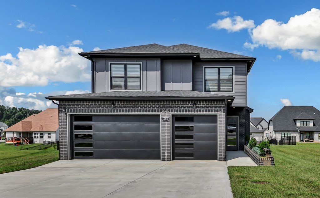 418 Blue Ridge Ct, Clarksville