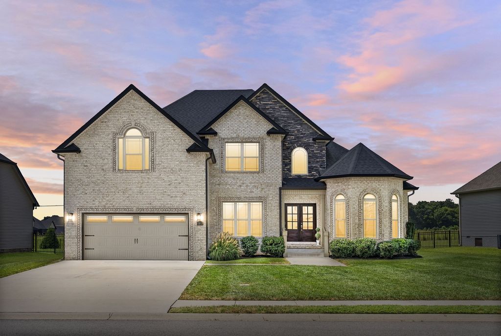 1893 Shield Drive, Clarksville