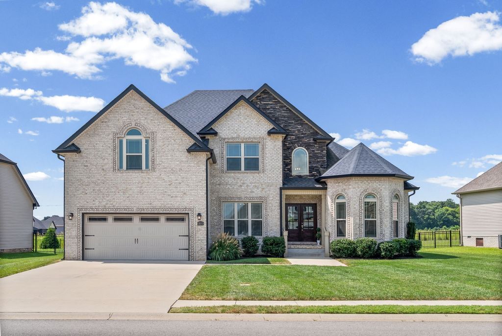 1893 Shield Drive, Clarksville