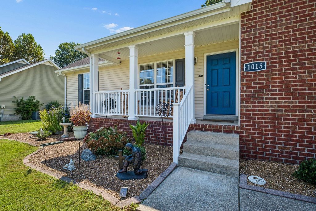 1015 Stepping Stone St, Christiana