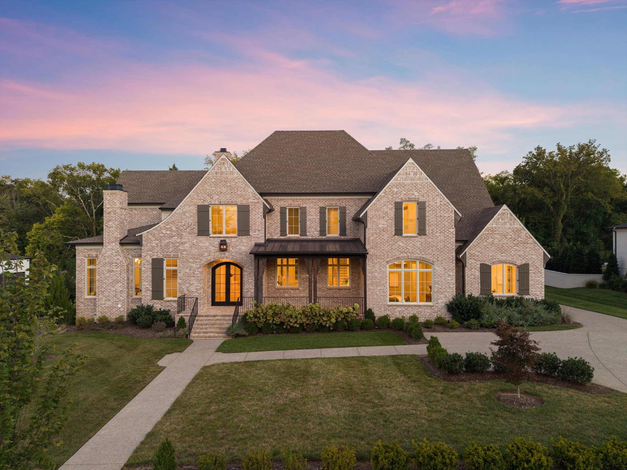 Photo of Listing #3529678