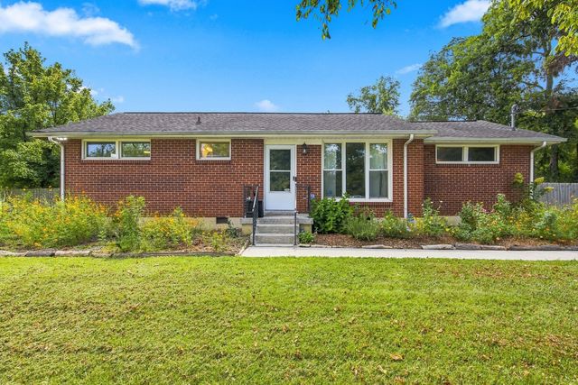 1914 Cypress Dr, Murfreesboro