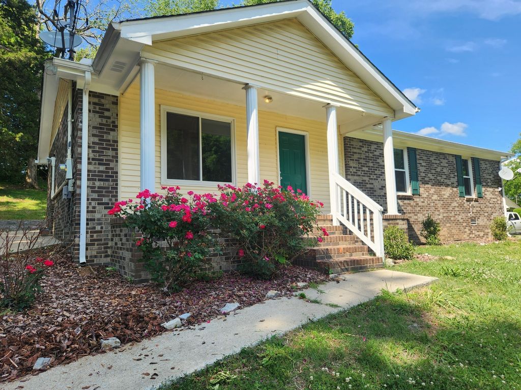 1830 Lowe St, Lewisburg