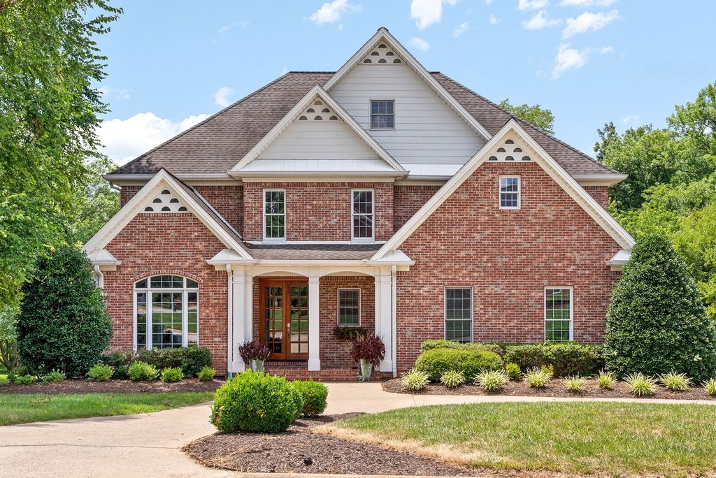 305 Lincoln Way, Hopkinsville