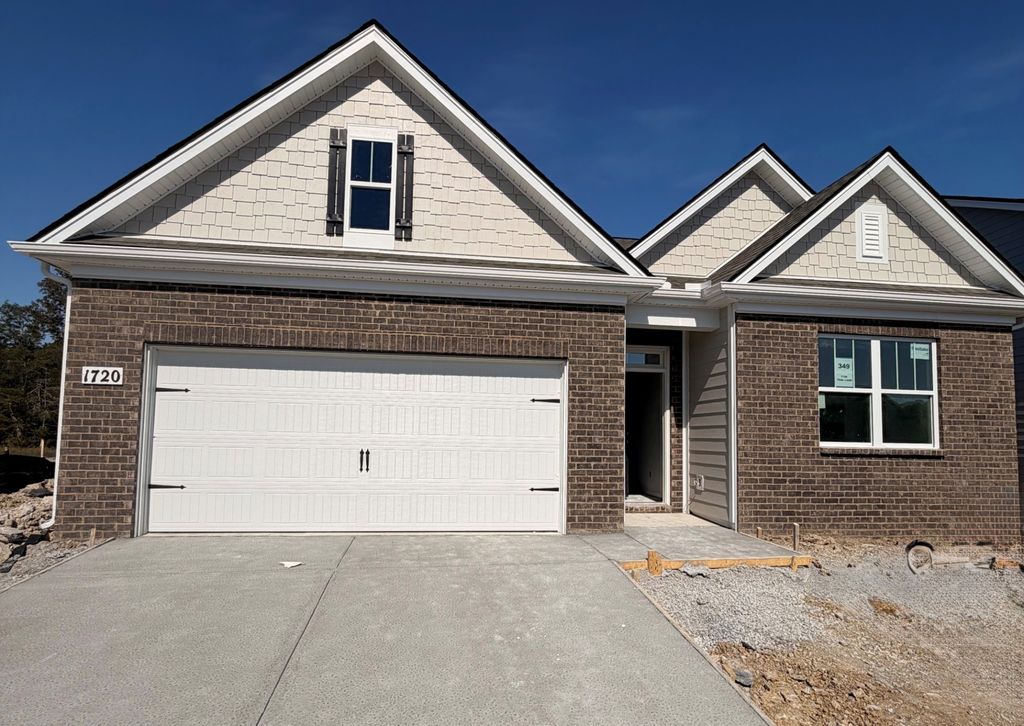 1720 Teal Lane, Lebanon