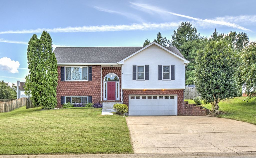 3418 Poplar Hill, Clarksville