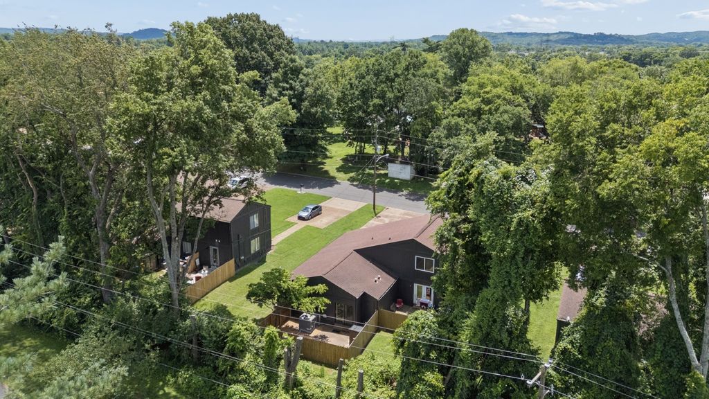 520 Doral Country Dr, Nashville