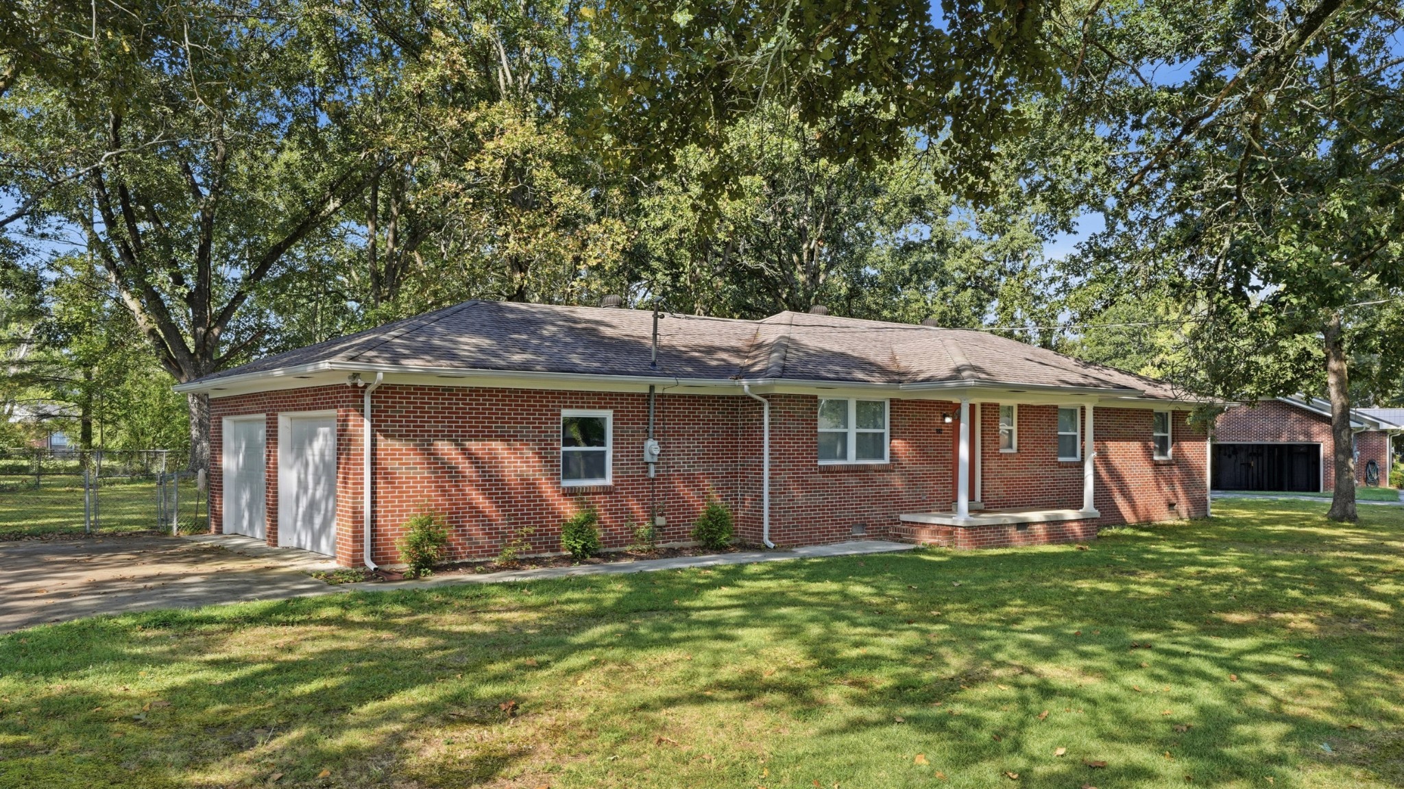 Photo of Listing #3529918