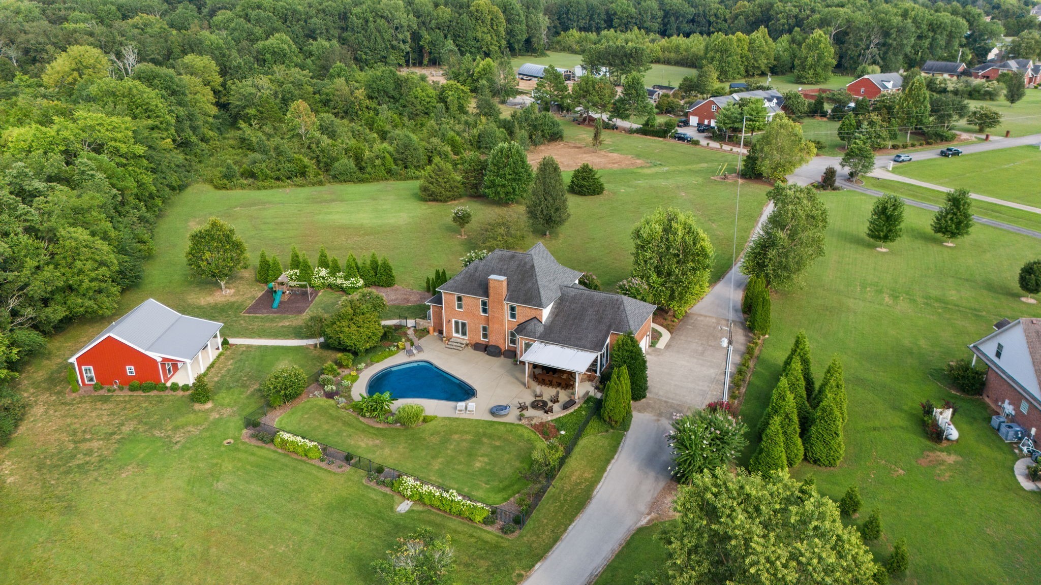 Photo of Listing #3529921