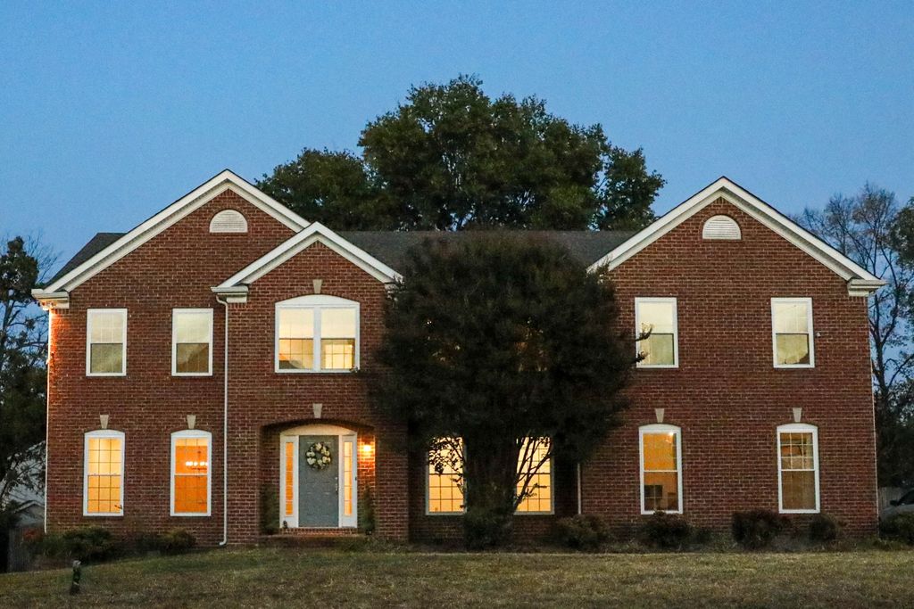 201 Briarcotes Cir, La Vergne