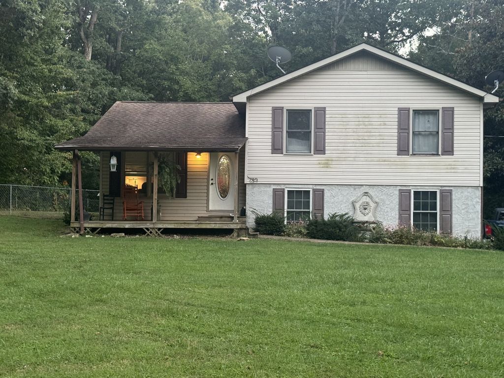 132 Petalbrook Ln, Livingston