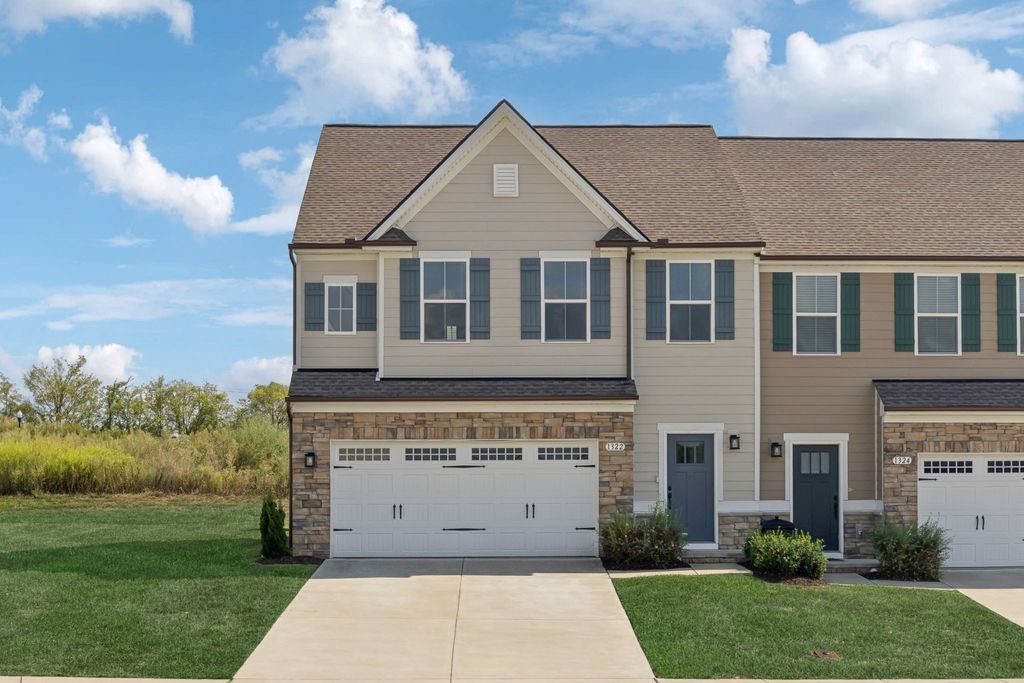1322 Crescent Ridge Dr, Gallatin