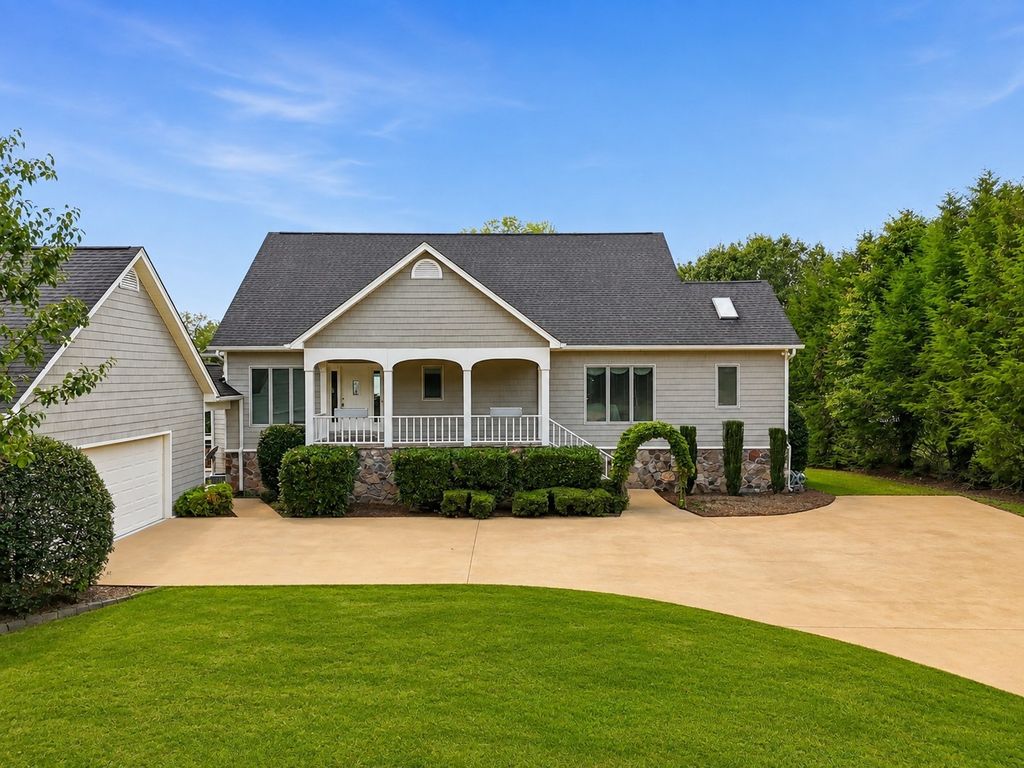 4440 Johnson Rd, Birchwood