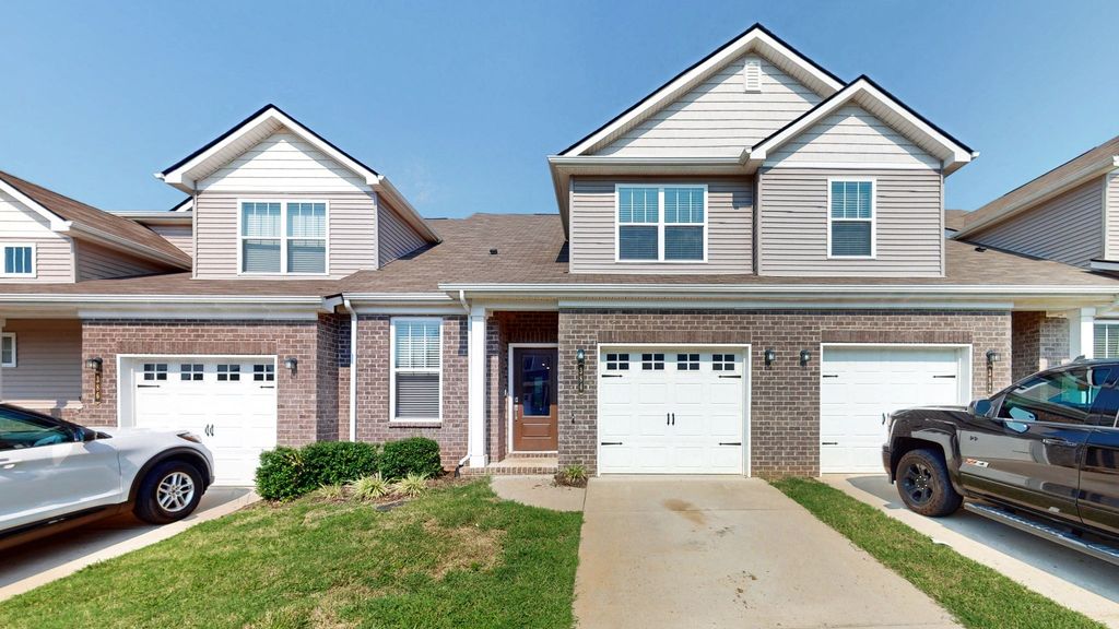 384 Casper Dr, Spring Hill
