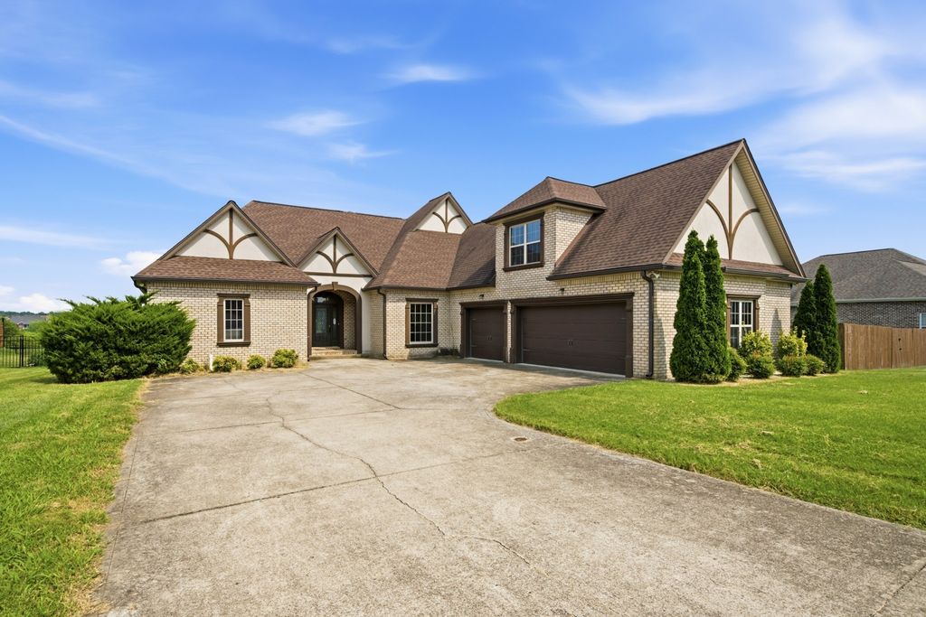 145 Covey Rise Cir, Clarksville