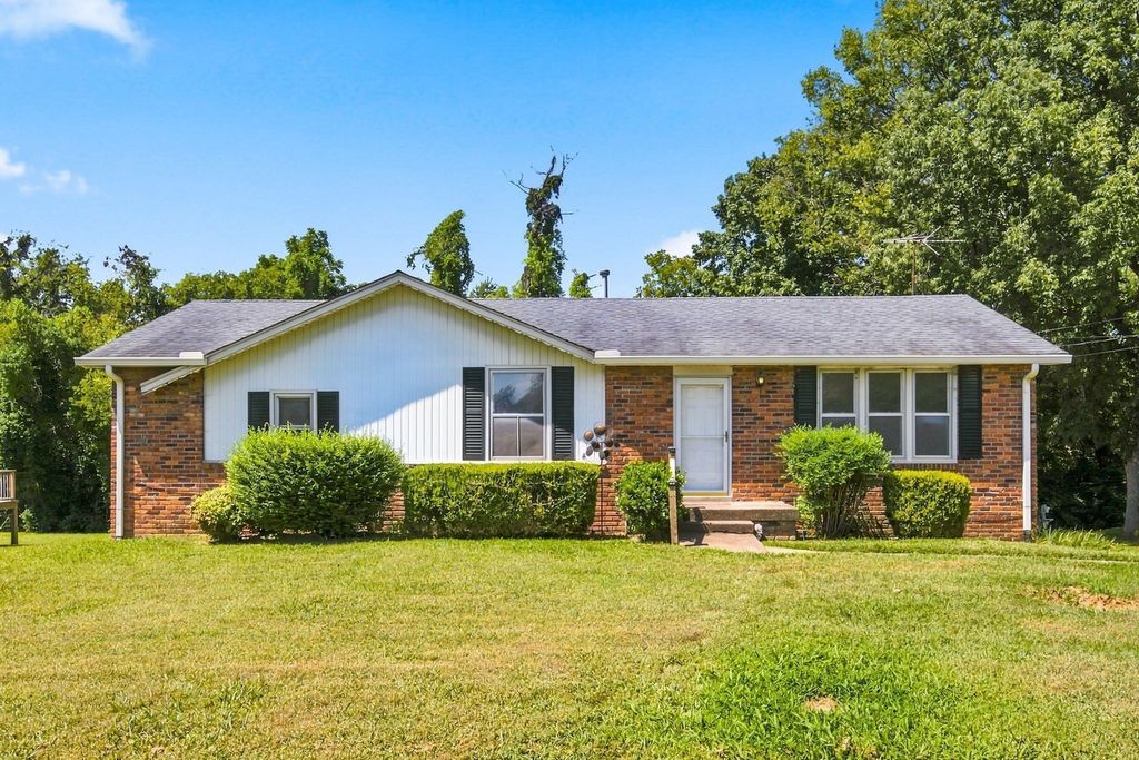8219 Luree Ln, Hermitage