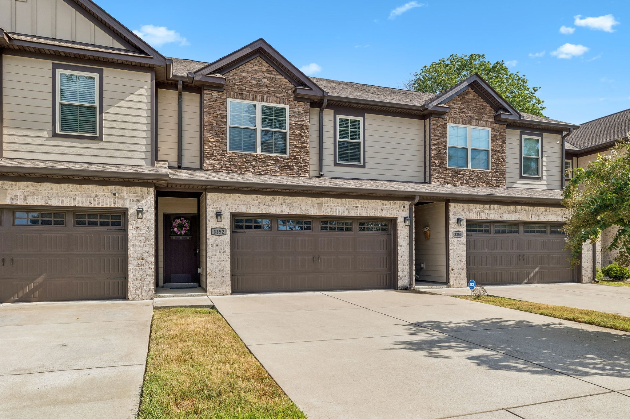 Photo of Listing #3530159