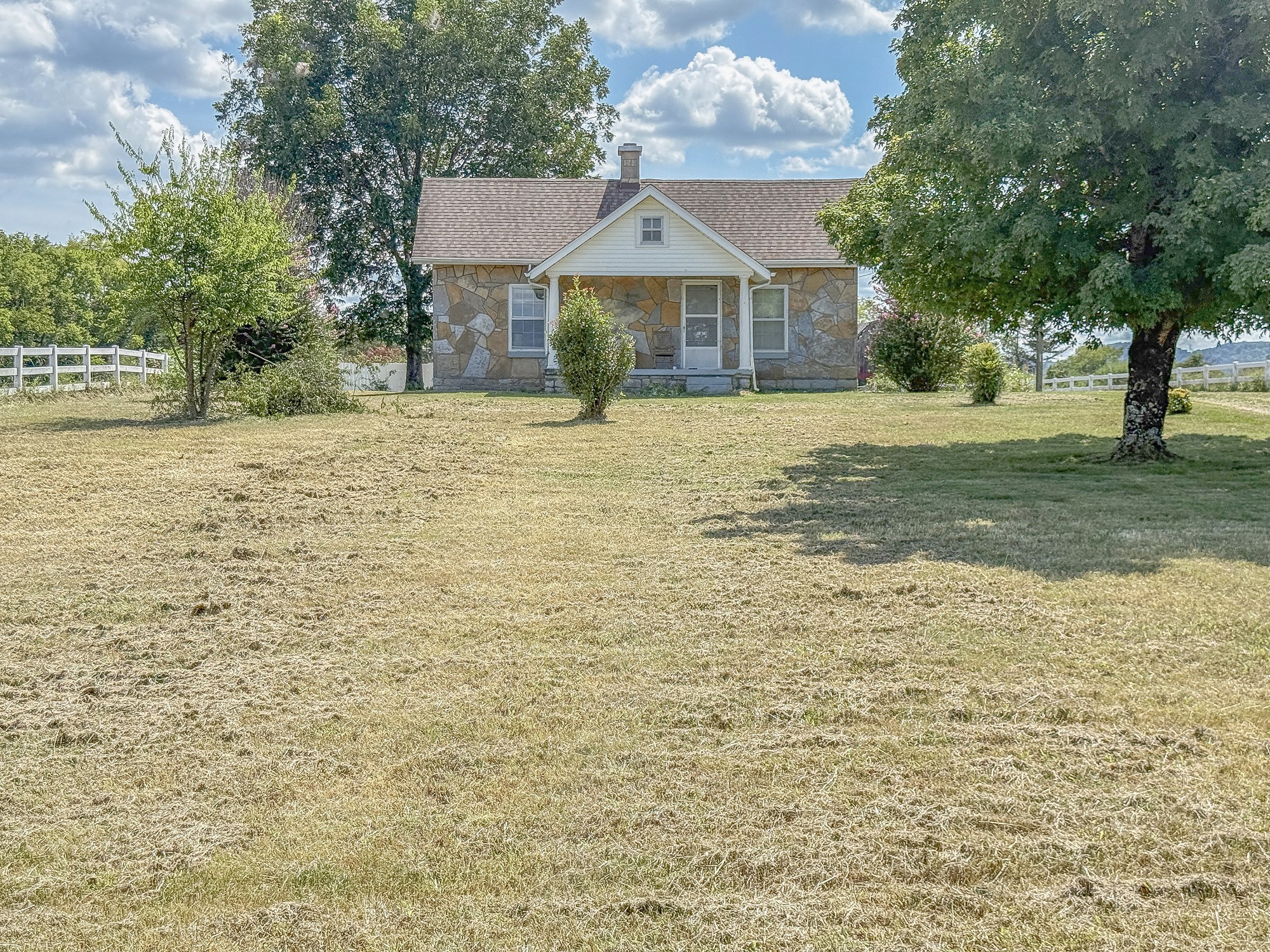 Photo of Listing #3530244