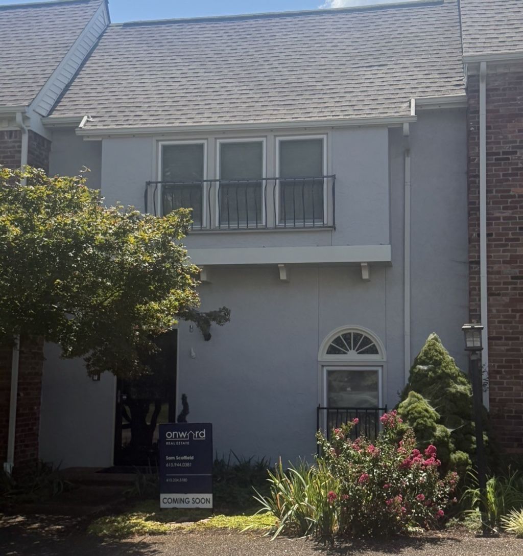 104 Foxborough Sq W, Brentwood