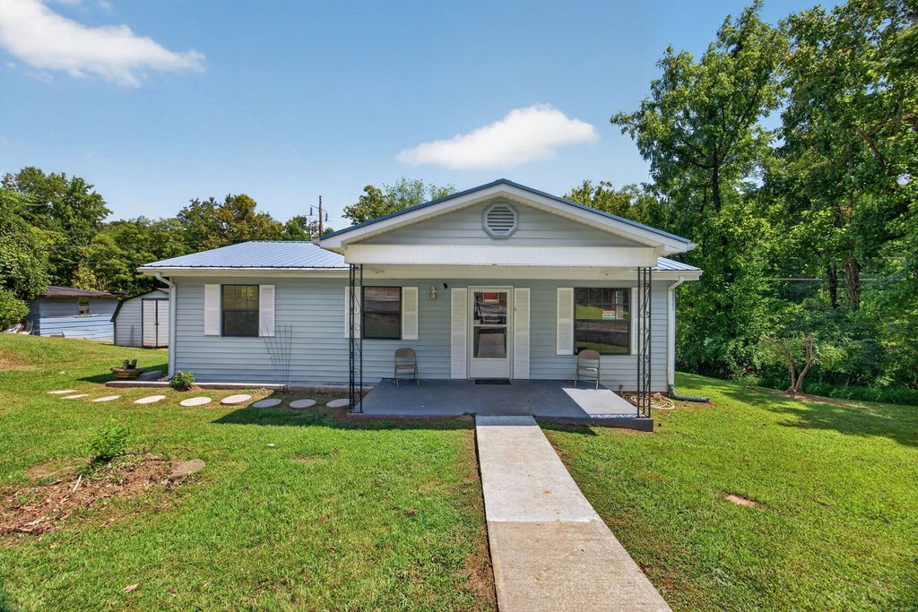 100 Hunter Ave, Cookeville