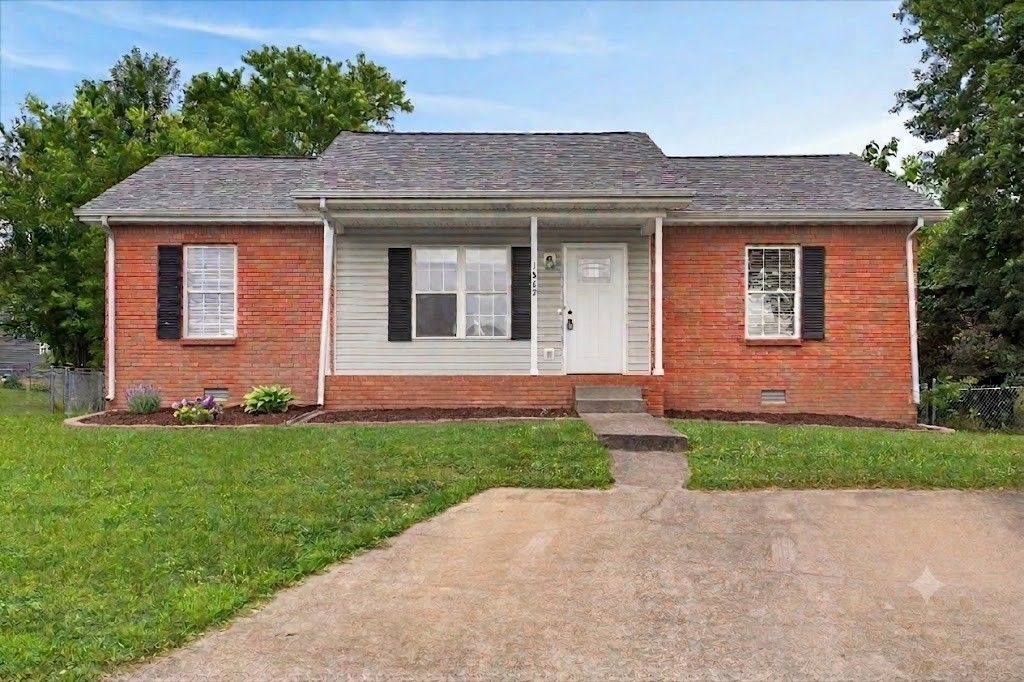 1862 Timberline Pl, Clarksville